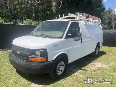 2011 Chevrolet Express 2500 Cargo Van
