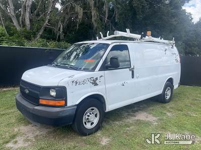 2011 Chevrolet Express 2500 Cargo Van