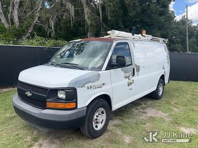 2011 Chevrolet Express 2500 Cargo Van