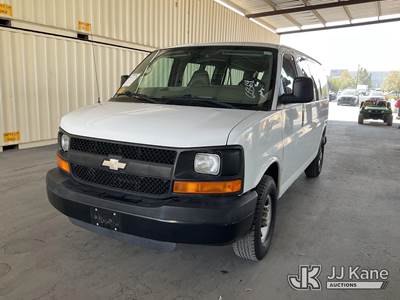 2005 Chevrolet Express 3500 Passenger Van