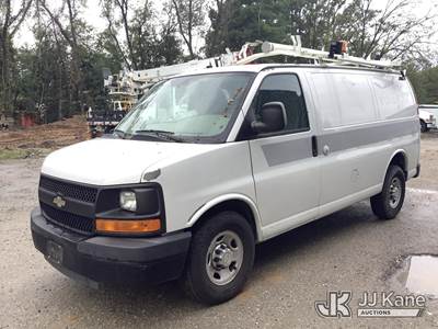 2011 Chevrolet Express 2500 Cargo Van