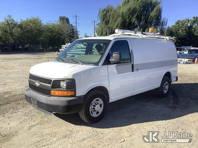2011 Chevrolet Express 2500 Cargo Van