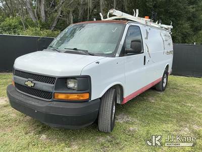 2011 Chevrolet Express 2500 Cargo Van