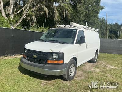 2014 Chevrolet Express 2500 Cargo Van