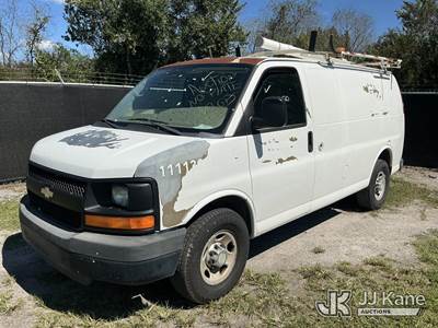 2011 Chevrolet Express 2500 Cargo Van