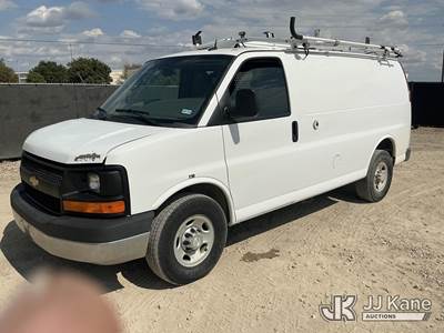 2014 Chevrolet Express 2500 Cargo Van