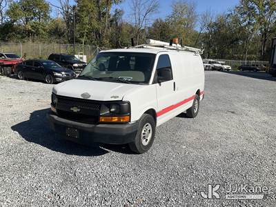 2011 Chevrolet Express 2500 Cargo 4.8L V8 OHV 16V RWD