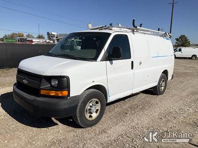2015 Chevrolet Express 2500 Cargo Van