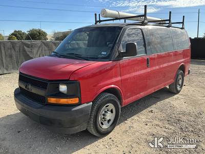 2017 Chevrolet Express 3500 Cargo Cargo Van