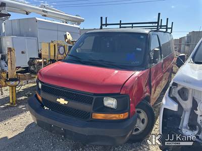 2016 Chevrolet Express 3500 Cargo Cargo Van