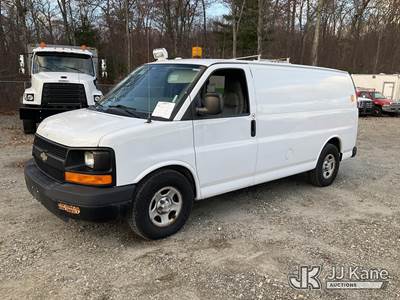 2007 Chevrolet Express G1500 AWD Cargo Van