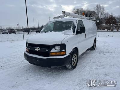 2012 Chevrolet Express G1500 AWD Cargo Van