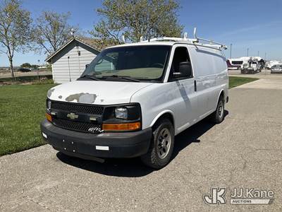 2010 Chevrolet Express G1500 Cargo Van