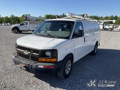 2013 Chevrolet Express G1500 Cargo Van