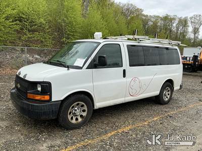2010 Chevrolet Express G1500 Cargo Van
