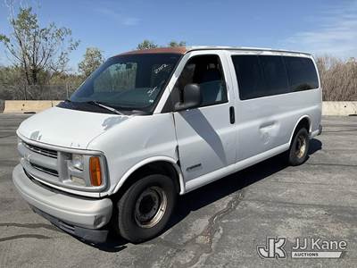 2000 Chevrolet Express G1500 Passenger Van