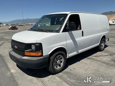 2013 Chevrolet Express G1500 Cargo Van