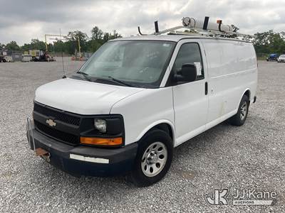 2013 Chevrolet Express G1500 Cargo Van