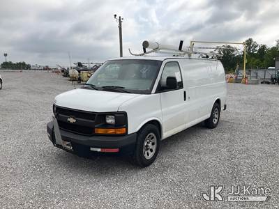 2014 Chevrolet Express G1500 Cargo Van