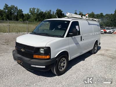 2013 Chevrolet Express G1500 Cargo Van