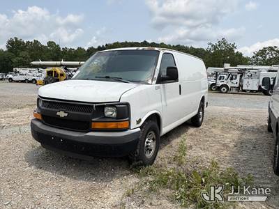 2011 Chevrolet Express G1500 Cargo Van