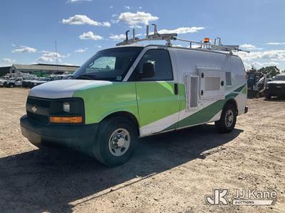 Chevrolet Express G2500 Cargo Van
