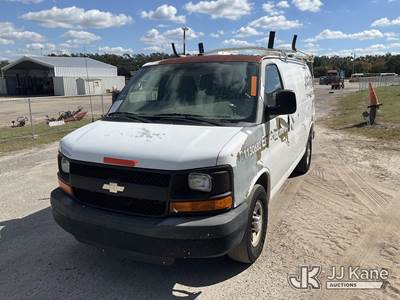 2011 Chevrolet Express G2500 Cargo Van