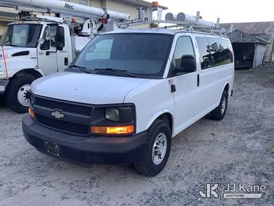 2015 Chevrolet Express G2500 Cargo Van