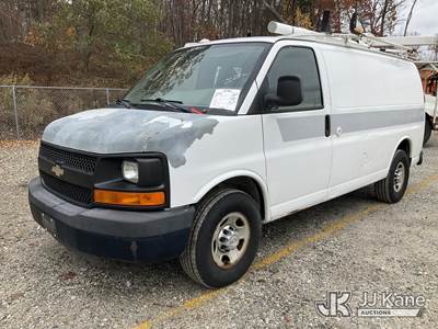 2011 Chevrolet Express G2500 Cargo Van