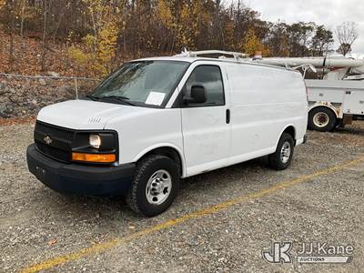 2013 Chevrolet Express G2500 Cargo Van