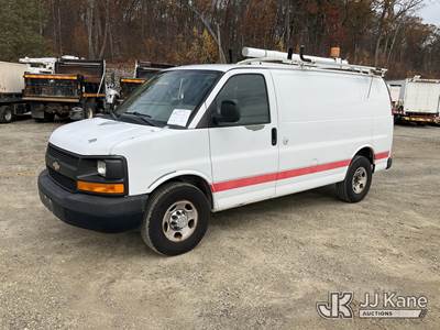 2011 Chevrolet Express G2500 Cargo Van
