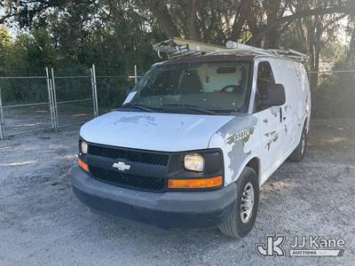 2011 Chevrolet Express G2500 Cargo Van