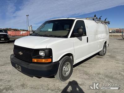 2013 Chevrolet Express G2500 Cargo Van