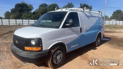 2015 Chevrolet Express G2500 Cargo Van