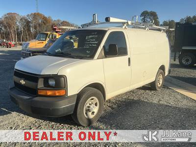 2015 Chevrolet Express G2500 Cargo Van
