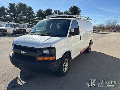 2011 Chevrolet Express G2500 Cargo Van