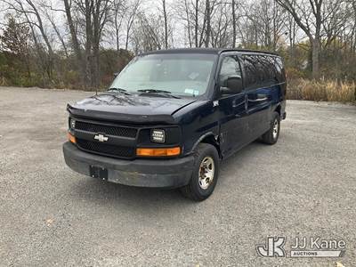 2009 Chevrolet Express G2500 Passenger Van