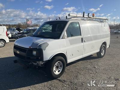 2011 Chevrolet Express G2500 Cargo Van