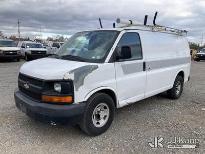 2011 Chevrolet Express G2500 Cargo Van