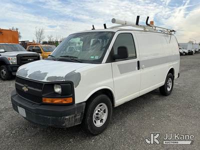 2011 Chevrolet Express G2500 Cargo Van