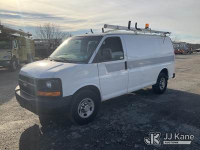 2011 Chevrolet Express G2500 Cargo Van