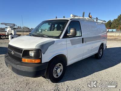 2011 Chevrolet Express G2500 Cargo Van