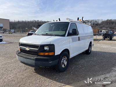 2011 Chevrolet Express G2500 Cargo Van
