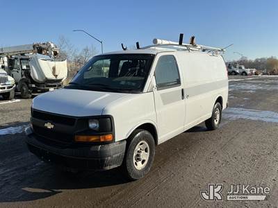 2011 Chevrolet Express G2500 Cargo Van