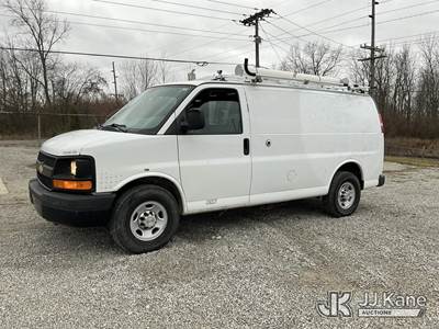 2013 Chevrolet Express G2500 Cargo Van