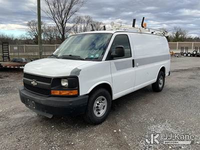 2011 Chevrolet Express G2500 Cargo Van