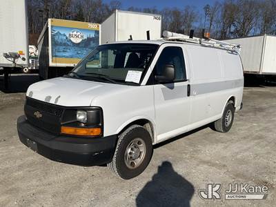 2011 Chevrolet Express G2500 Cargo Van