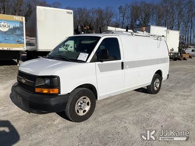 2011 Chevrolet Express G2500 Cargo Van