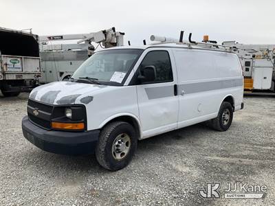 2011 Chevrolet Express G2500 Cargo Van