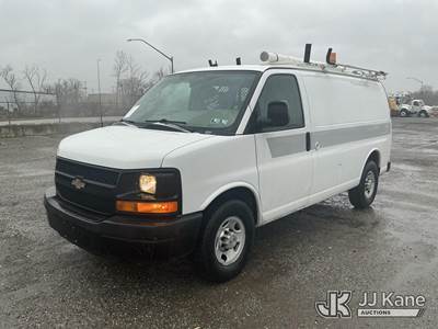 2011 Chevrolet Express G2500 Cargo Van